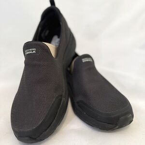 NWOT - Sketcher Go Walk Smart - Noble Idea - Women Size 10